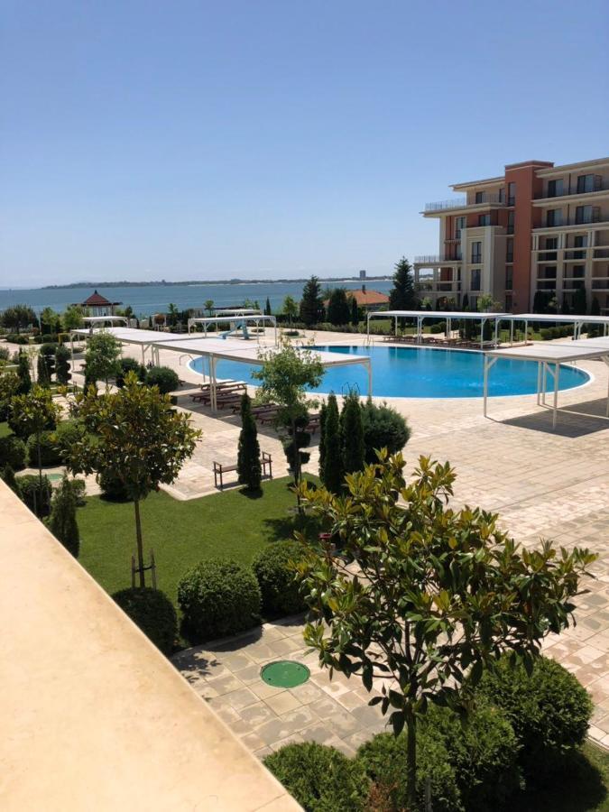 Private Apartment 156 In Prestige Fort Beach Sveti Vlas Exterior foto